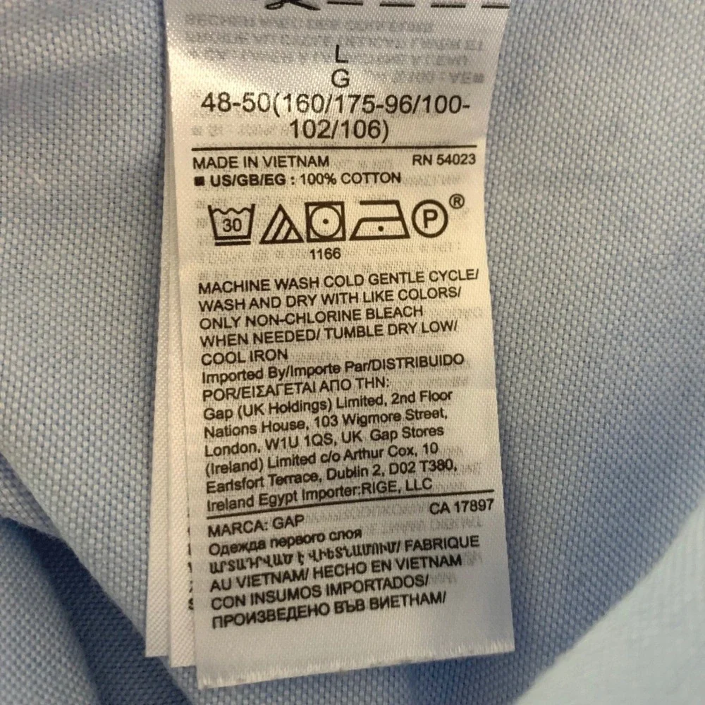 Gap Oxford Button Down Shirt Large Light Blue Long Sleeve Cotton Preppy Classic